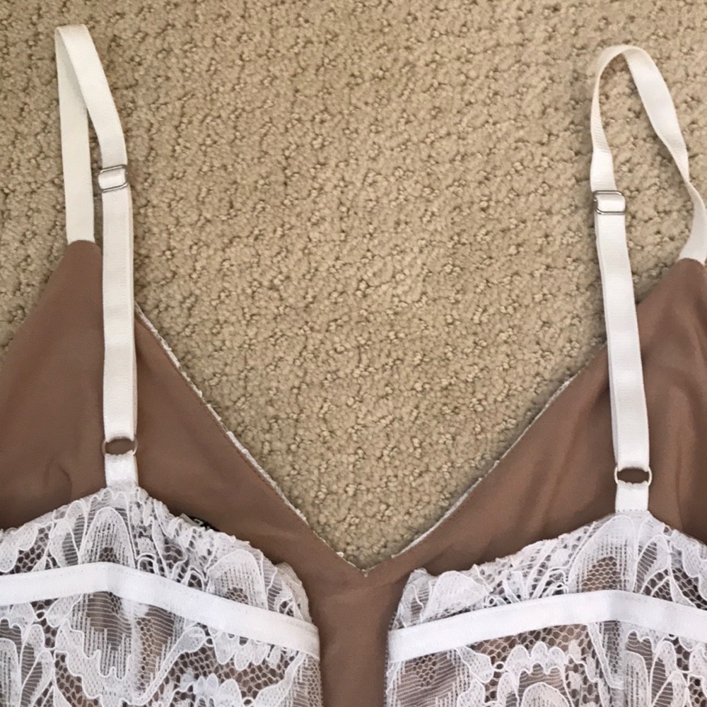 Guess lace dress - Picture 7 of 7